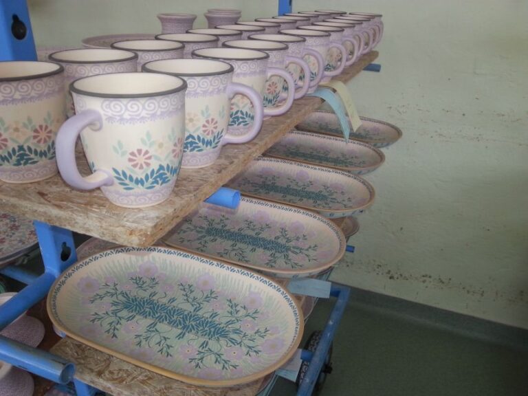 From Wrocław: Pottery Factory Private Tour