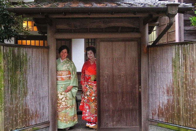 Fukagawa, Tokyo: Meet Geisha as They Prepare for Work
