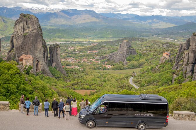 Full-Day Meteora Monasteries & Hermit Caves Tour From Athens