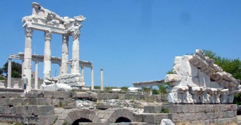 Full-Day Pergamon Bus Tour From Kusadasi