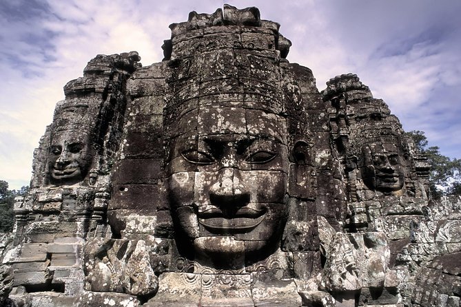 Full-Day Small-Group Angkor Wat Tour From Siem Reap