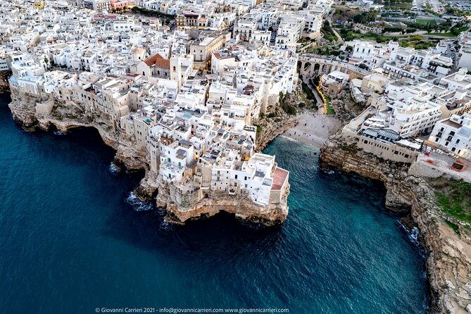 Full Day Tour by Car and Walking Among the Apulian Beauties