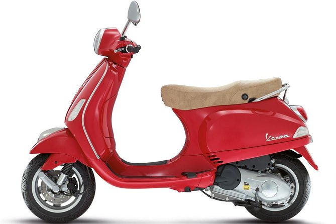 Full-Day Vespa and Scooter Rental in Rome