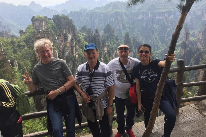 Full-Day Zhangjiajie National Forest Park Tour: Tianzi Mountain and Yuanjiajie