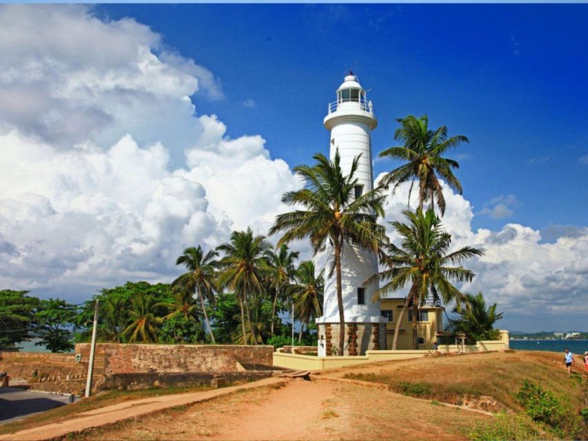 1 galle fort magic tuk tuk adventure Galle Fort Magic: Tuk-Tuk Adventure