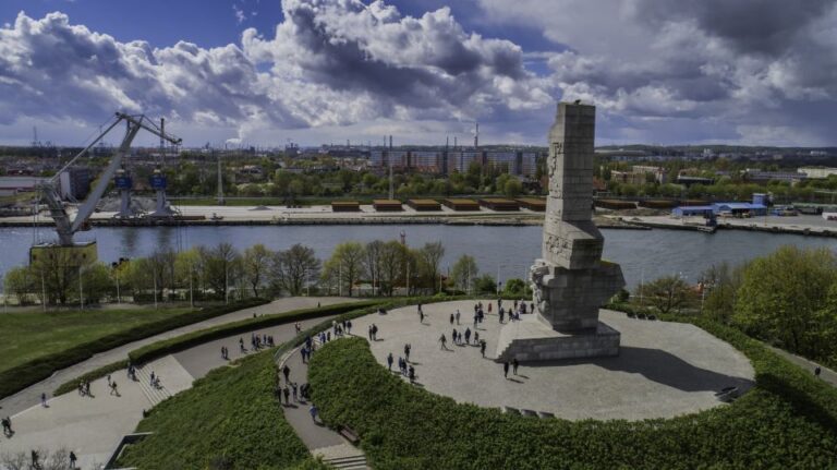 Gdansk: Gdansk, Sopot and Westerplatte Private Guided Tour