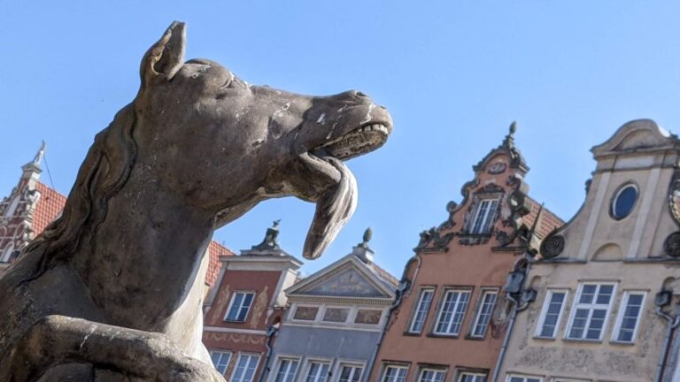 Gdansk: Old Town Highlights Self-guided Tour