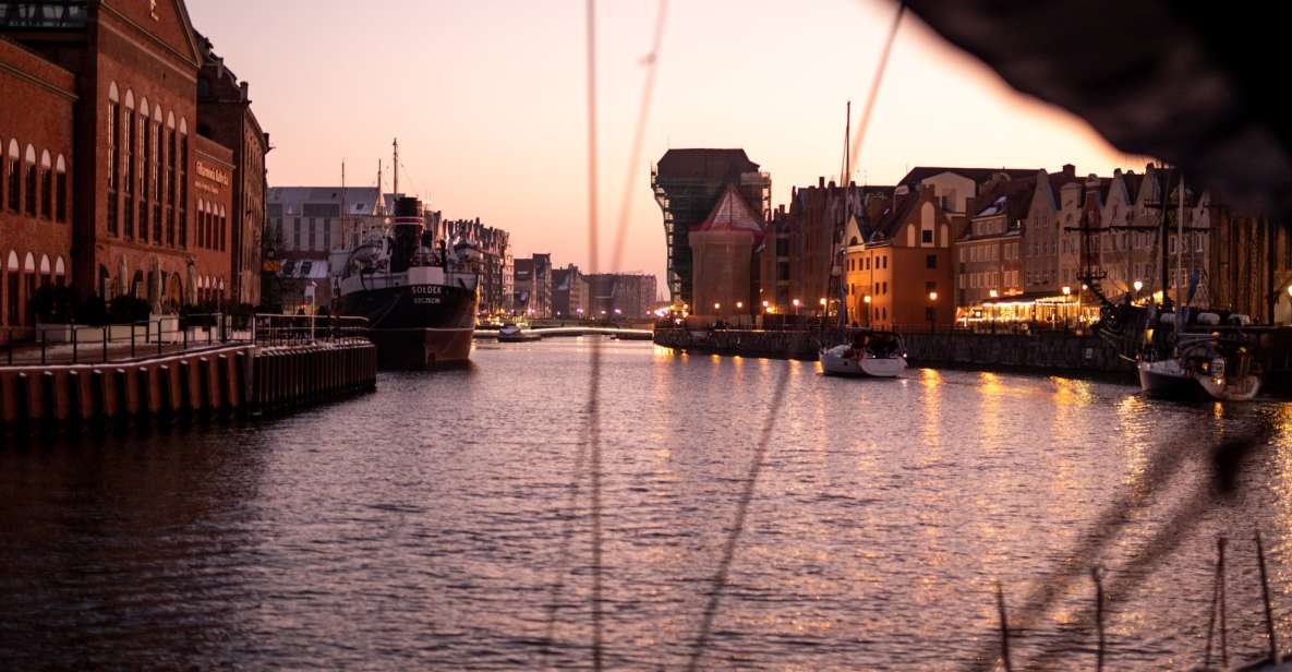 1 gdansk scenic sunset cruise with glass of mulled wine GdańSk: Scenic Sunset Cruise With Glass of Mulled Wine