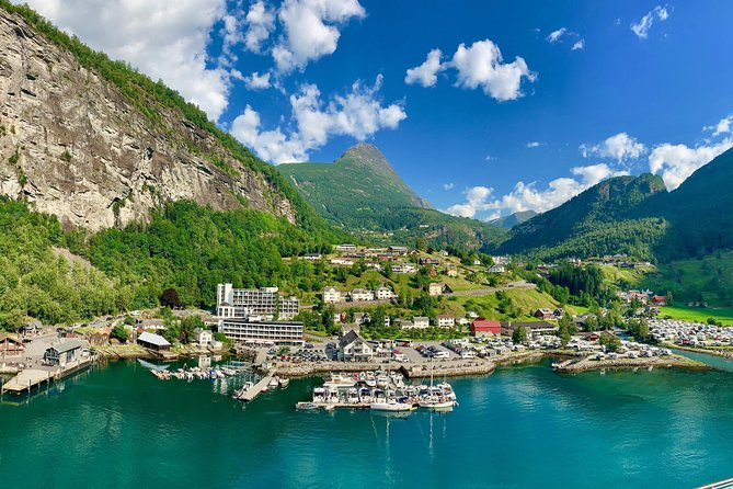 Geiranger Private Panoramic Tour by Minibus