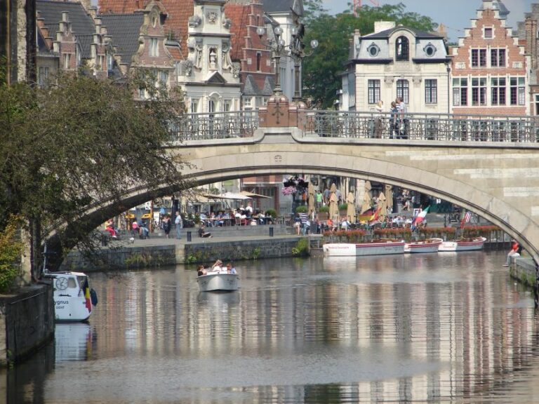 Ghent: Private 2-Hour Walking Tour