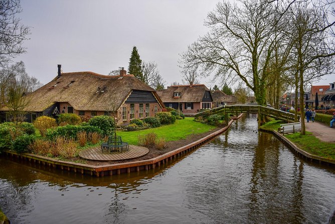 Giethoorn Day Trip From Amsterdam With Boatride