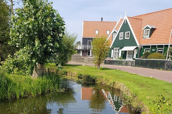 Giethoorn Private Tour, Comfortable & Luxurious From Amsterdam!