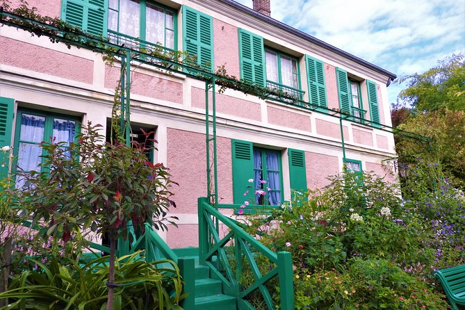 Giverny Monet House and Gardens Skip the Line Walking Tour