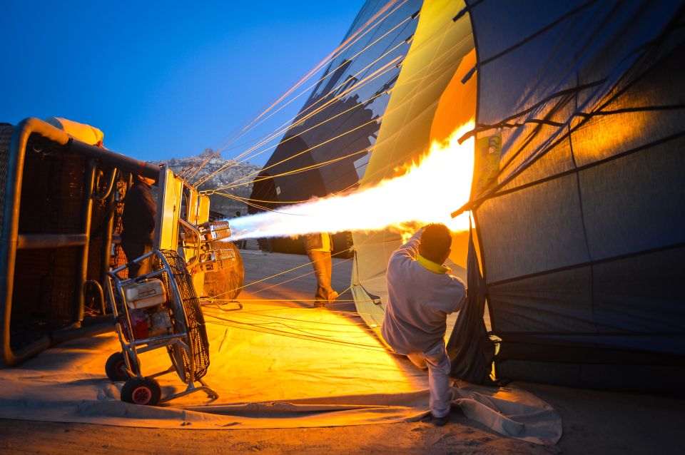 1 goreme sunrise hot air balloon flight over cappadocia Göreme: Sunrise Hot Air Balloon Flight Over Cappadocia