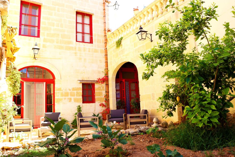 Gozo: Traditional and Local Breakfast in a Historic Building - Flexible Reservation and Cancellation Policy