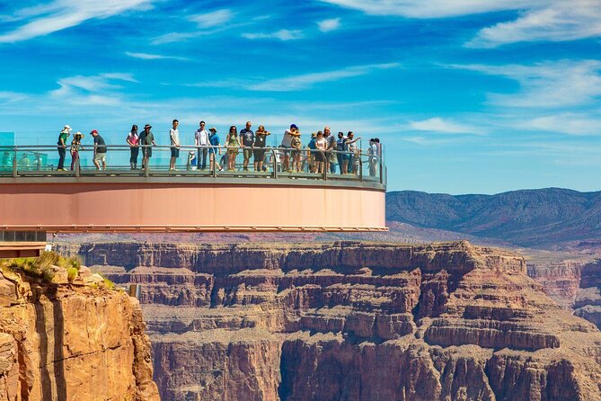 Grand Canyon, Hoover Dam Stop and Skywalk Upgrade With Lunch