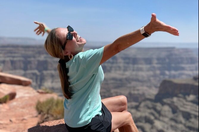 Grand Canyon West and Hoover Dam Bus Tour With Optional Skywalk