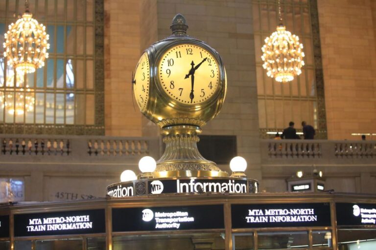 Grand Central Terminal Private Walking Tour With Transport