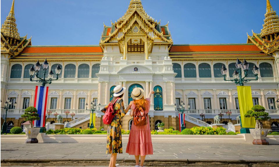 1 grand palace damnoen floating market maeklong market tour Grand Palace, Damnoen Floating Market & Maeklong Market Tour