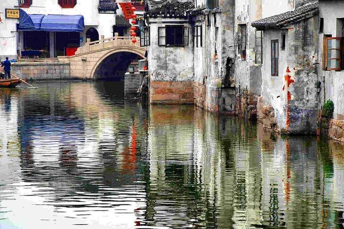 Group Day Tour in Suzhou and Zhouzhuang From Shanghai