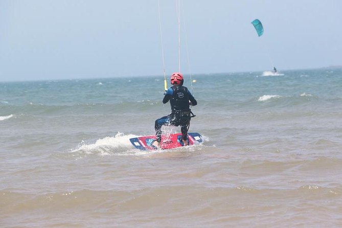 Group Kitesurfing Lesson With a Local in Essaouira Morocco