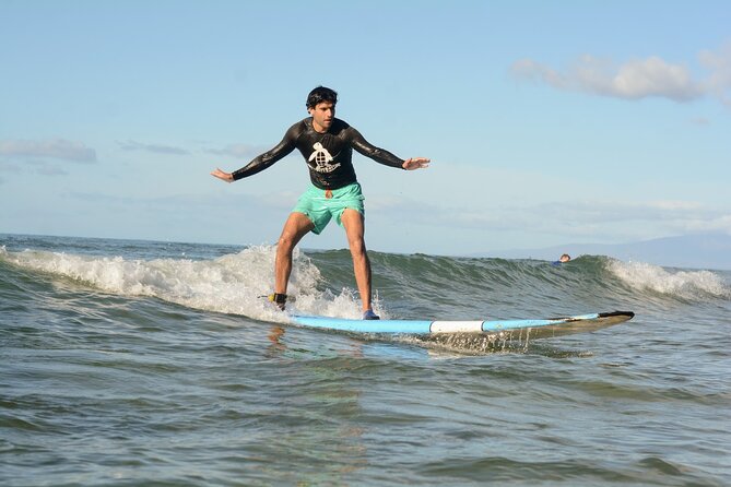 Group Surf Lesson at Kalama Beach in Kihei