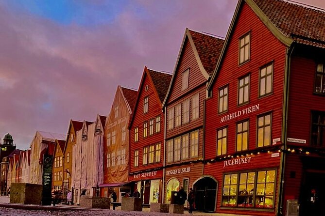 Group Walking Tour in the City of Bergen