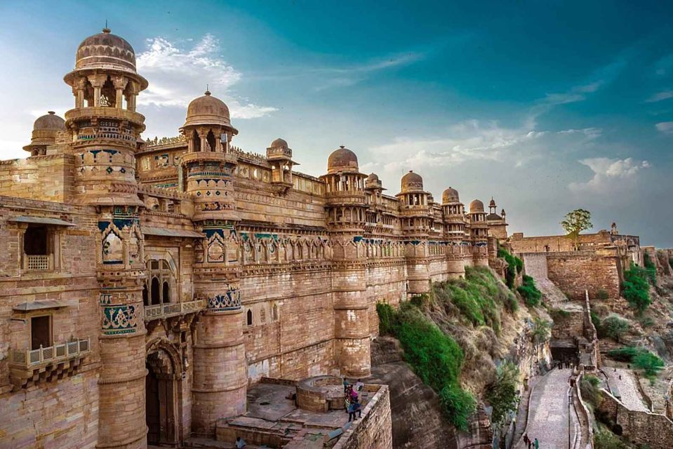 1 gwalior gwalior fort and jai vilas palace private day trip Gwalior: Gwalior Fort and Jai Vilas Palace Private Day Trip