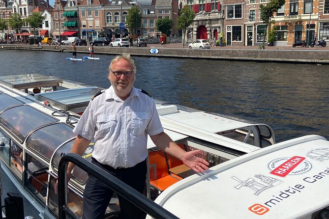 Haarlem: 50 Minutes Boat Cruise
