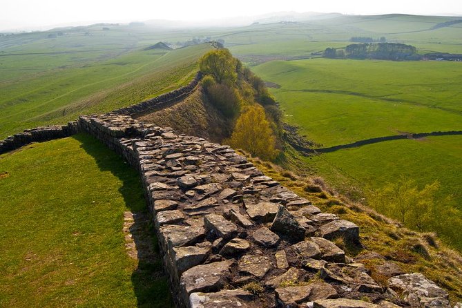 1 hadrians wall the borders tour from edinburgh incl admission Hadrians Wall & the Borders Tour From Edinburgh Incl. Admission