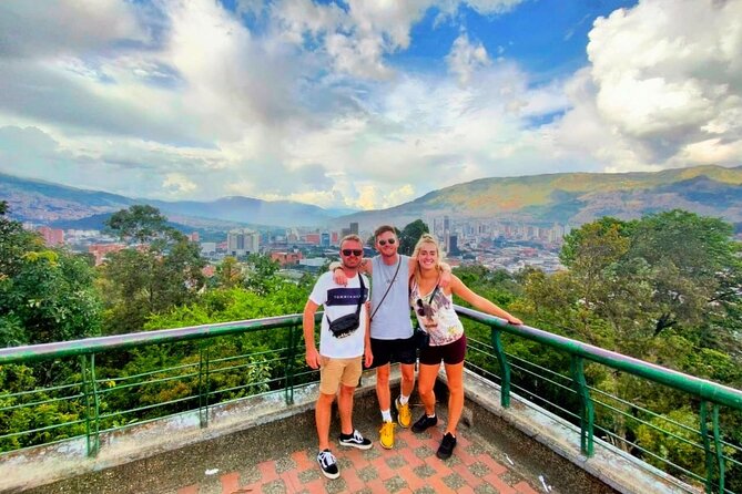 Half Day Bike Tour in Medellin – Local Food, Coffee and Beer