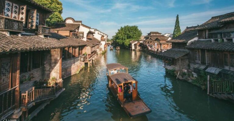 Hangzhou: Private Day Tour to Wuzhen Water Town