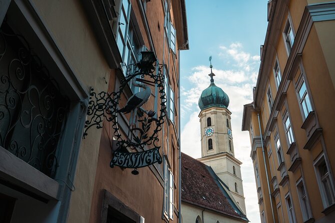 Hidden Gems in Graz With Local Delicacies – Private Guided Tour From Vienna