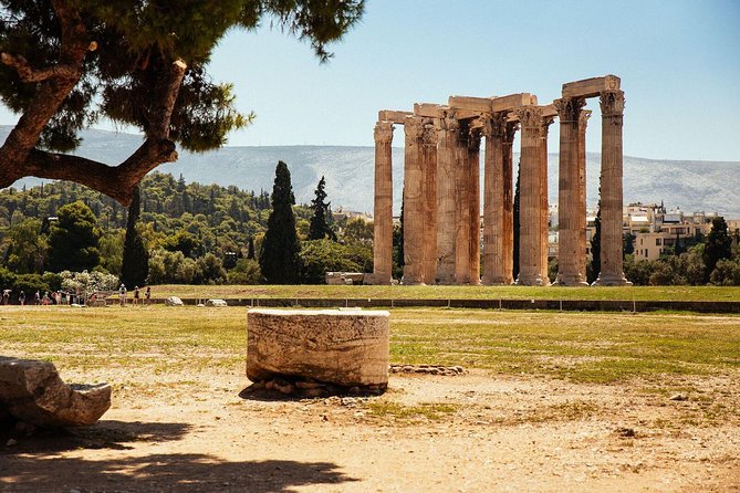 Highlights & Hidden Gems With Locals: Best of Athens Private Tour