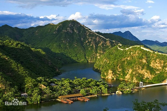 Huanghuacheng Lakeside Great Wall Private Tour