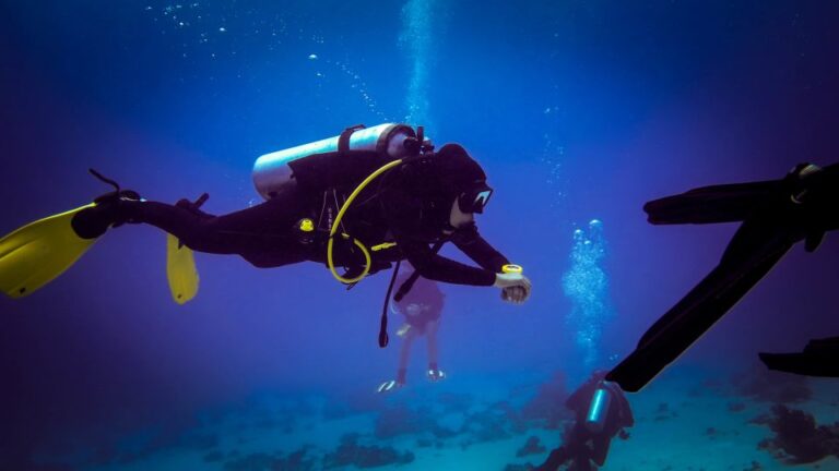 Hurghada: 1 or 2-Day Diving Package With Soft All-Inclusive