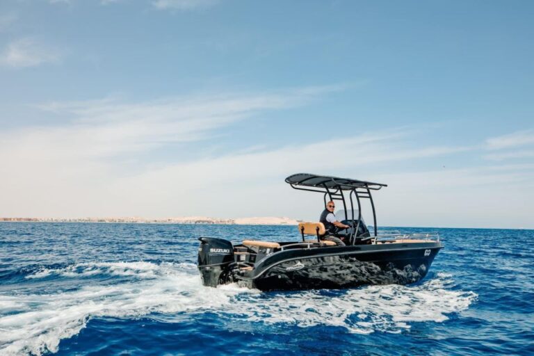 Hurghada: Giftun Island Speedboat Cruise to Orange Bay