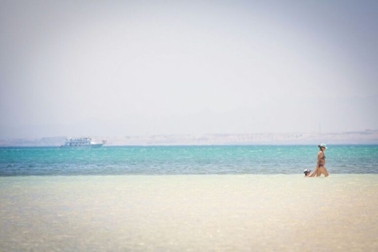 Hurghada: Orange Bay Boat Trip With Hotel Pickup
