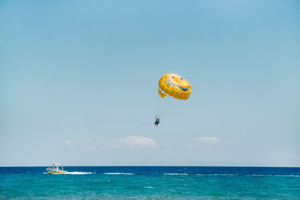 1 hurghada parasailing jet boat banana sofa with transfers Hurghada: Parasailing, Jet Boat, Banana, Sofa With Transfers