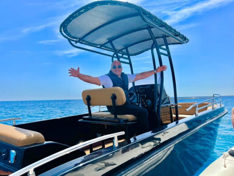 Hurghada: Private Speedboat Adventure With Snacks & Pick-Up