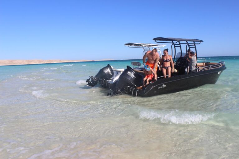 Hurghada:Full Day Giftun Island Hopping By Speedboat W Lunch