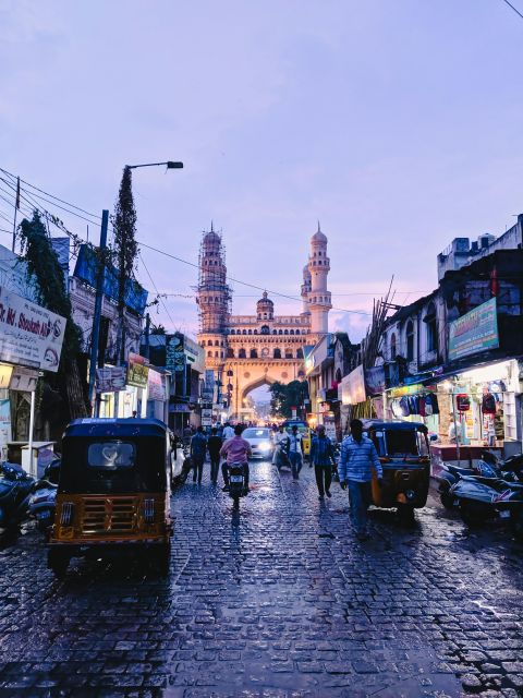 Hyderabad City Tour / Native English Speaker as Tour Guide