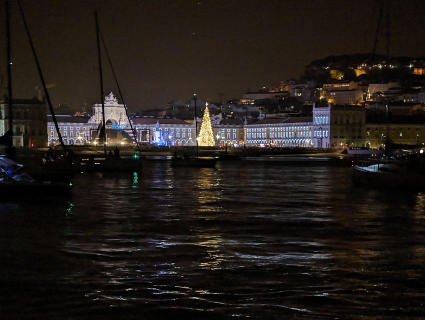 1 hypa tours new year lisbon private 2h boat tour HYPA TOURS - New Year Lisbon: Private 2h Boat Tour.