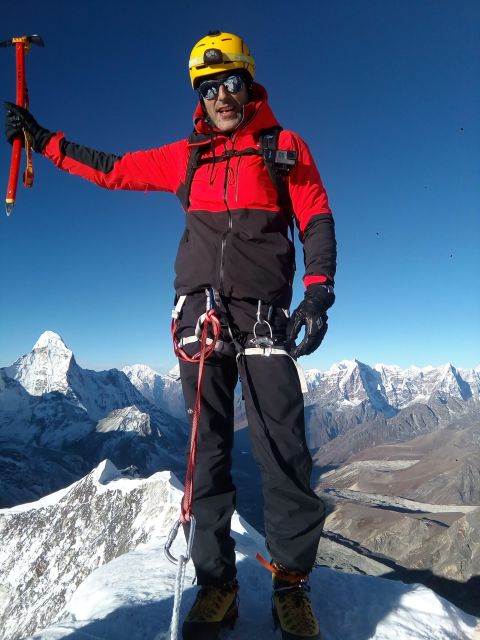 1 island imja tse peak climbing everest nepal Island (Imja Tse) Peak Climbing - Everest Nepal