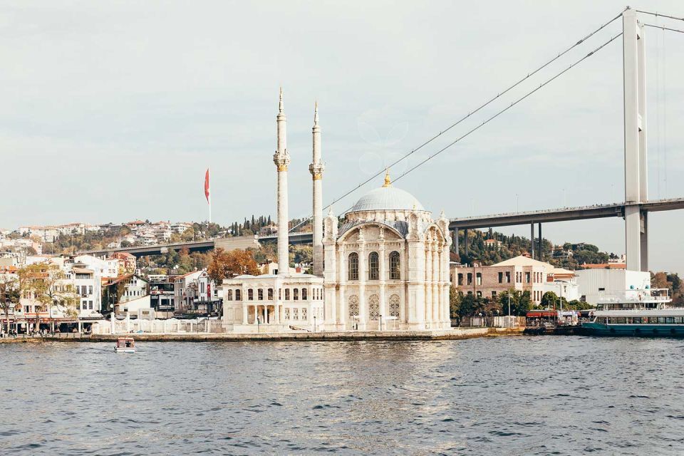 1 istanbul wine food and ottoman neighborhood private tour Istanbul: Wine, Food, and Ottoman Neighborhood Private Tour