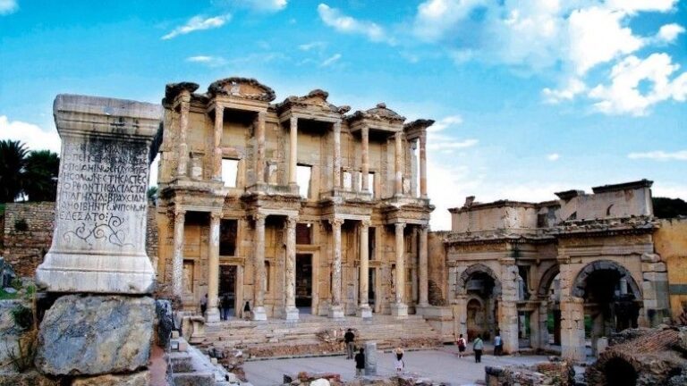 Izmir: Ephesus and The House of The Virgin Mary Tour