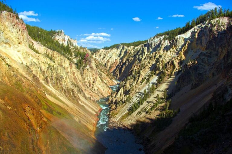 Jackson: 2-Day Yellowstone National Park Tour With Lunches