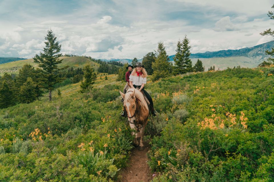 1 jackson hole moose meadow horseback tour with breakfast Jackson Hole: Moose Meadow Horseback Tour With Breakfast