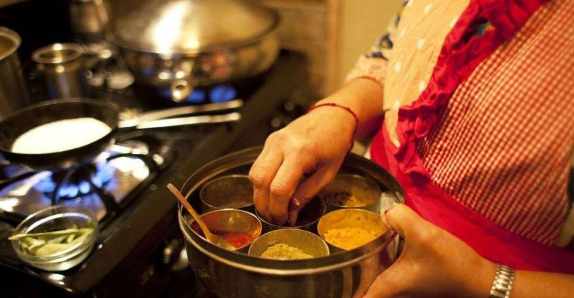 Jaipur: Cooking Class at the Host Family’s House for 3 Hours