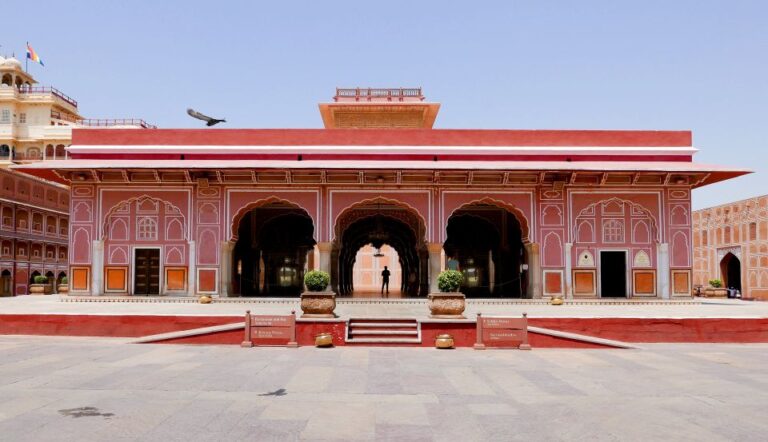 Jaipur: Private Full-Day Tour of the Heritage Pink City